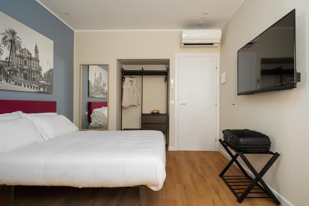 Attico 37 - Comfort Room Con Terrazza Privata ปาแลร์โม ภายนอก รูปภาพ